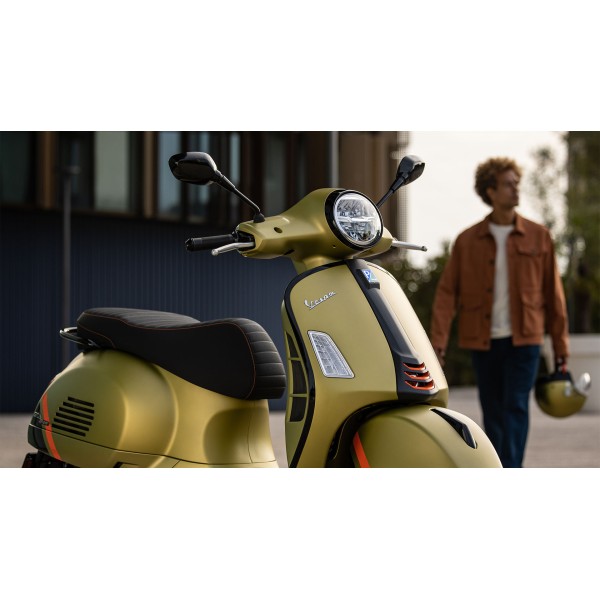 VESPA GTS SUPER 125 SPORT