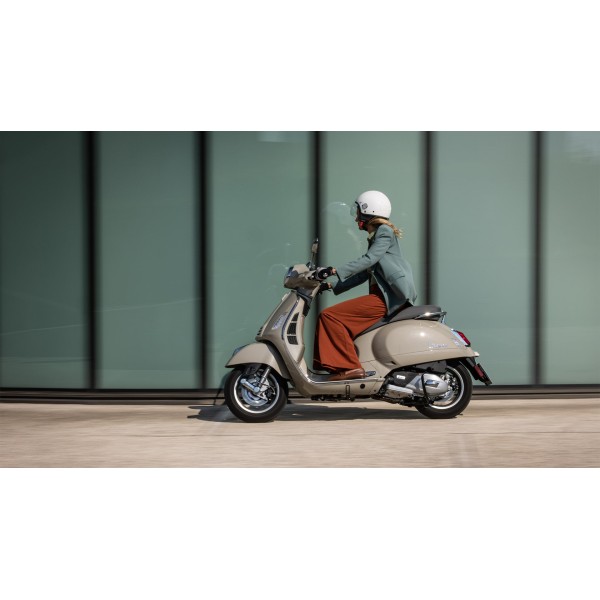 VESPA GTS 125